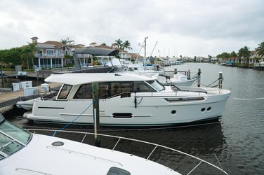 48' Greenline 2017 Yacht For Sale